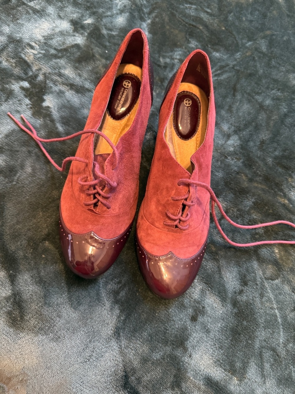 Giani Bernini wine suede heeled Oxfords
